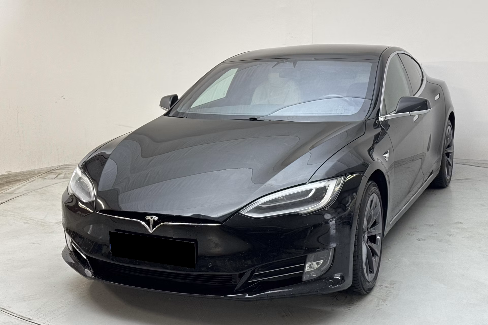 Tesla S LR 2020, 149 150 km