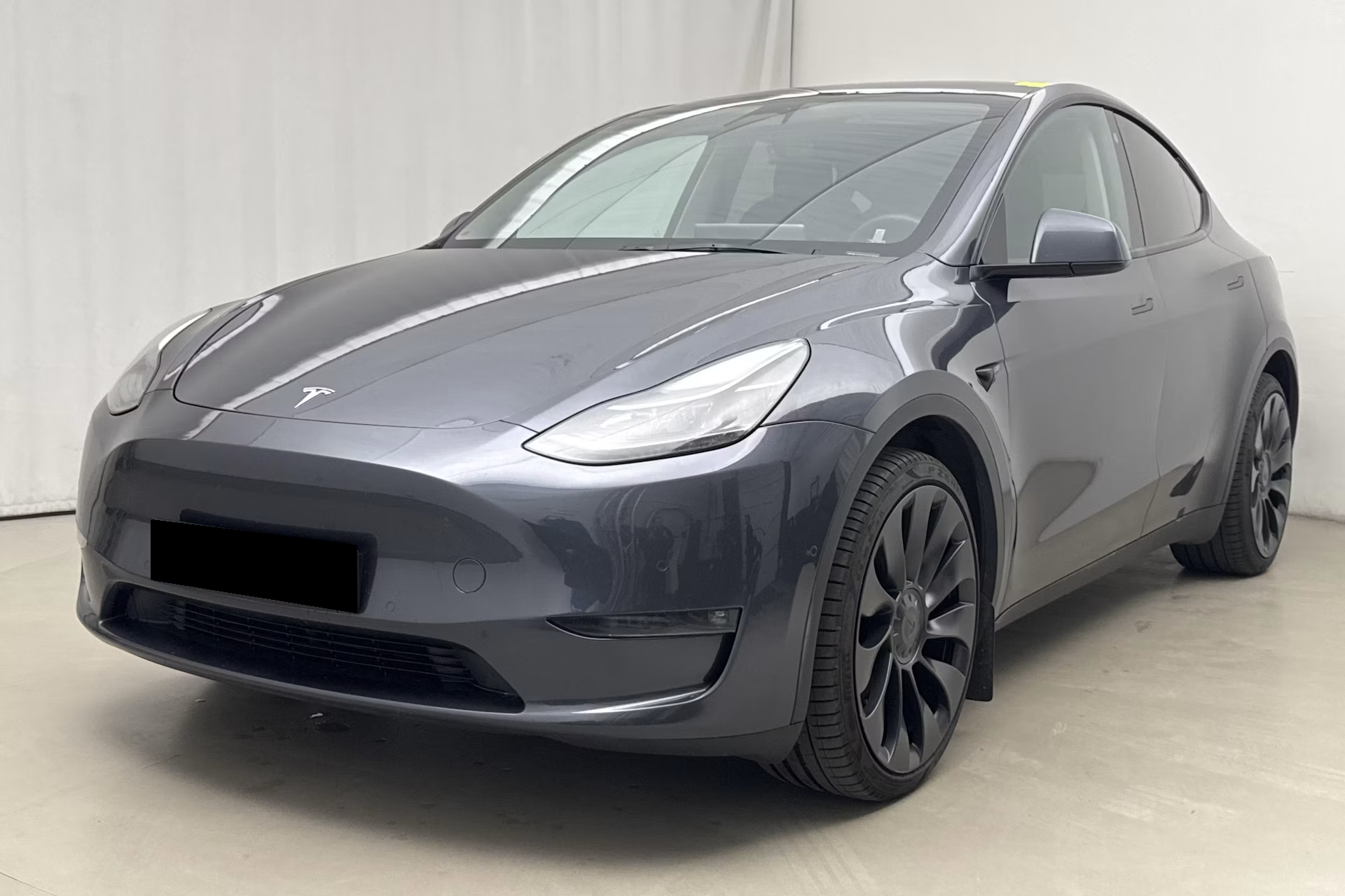Tesla Y LR 2022, 178 940 km